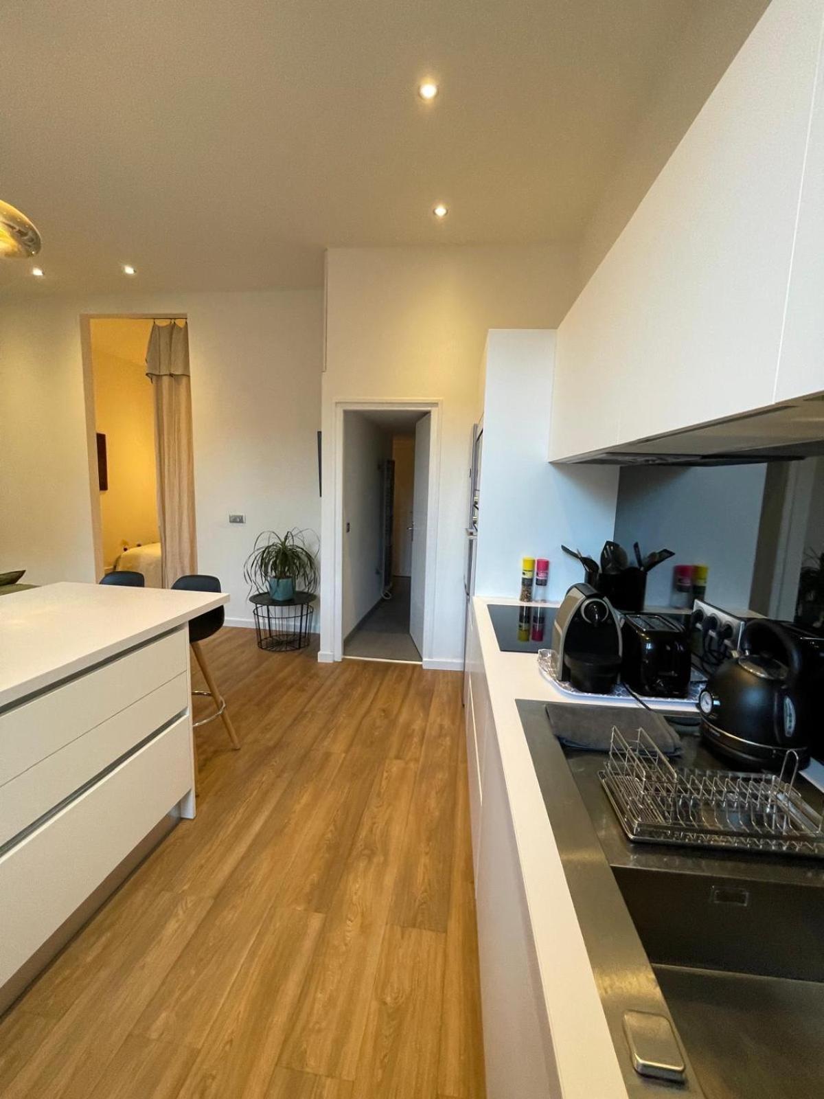 Appartement Design Sur Vauban - Clim Et Wifi Marseille Exterior photo